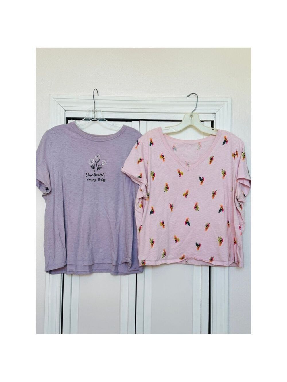 Bundle of 2 Old Navy Everywhere V-neck crew tees t-shirts Soft Relaxed Fit XL